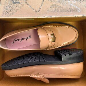 Free People Liv Camel Penny Loafer - Size 38.5